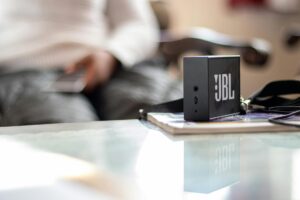 مكبرات صوت محمولة: اختبار Bose وSony وJBL وهذه الصفقات التي تستحق