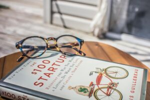 أهم 5 كتب في المال والأعمال: دليلك الأدبي لريادة الأعمال