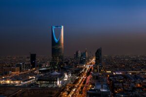 استراتيجيات التسويق الرقمي الفعالة لاستهداف المستهلك السعودي في 2025