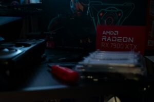Vultr تبني عنقود AMD للذكاء الاصطناعي في تشيناي