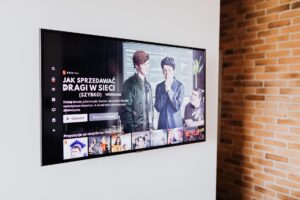 تلفاز Sony BRAVIA 5 بخصم 200 دولار: هل يستحق الشراء؟